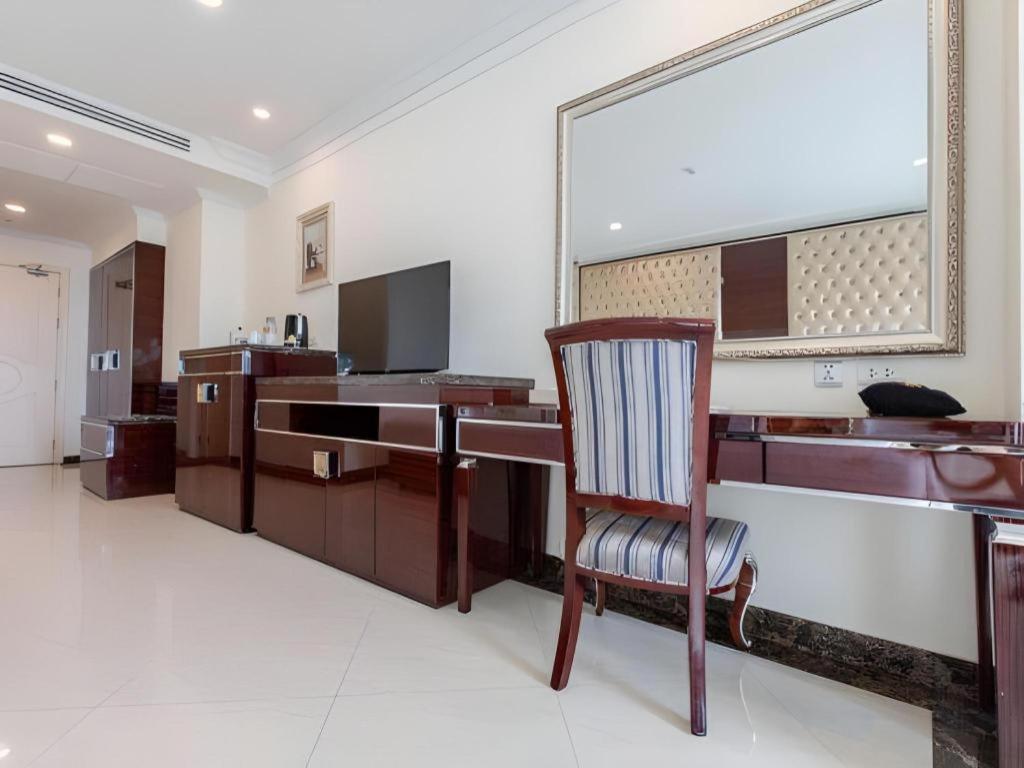 Lk Celestite Hotel Pattaya Luaran gambar