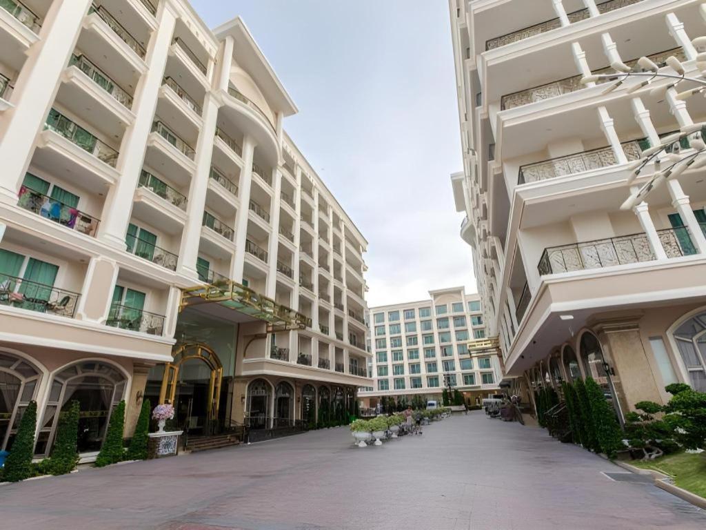 Lk Celestite Hotel Pattaya Luaran gambar